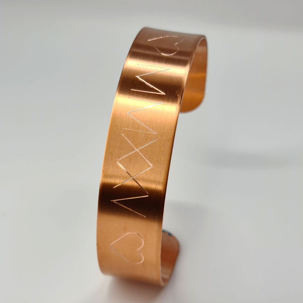 Close-up of SLF Tangent Sans rounded bowl single-stroke lettering